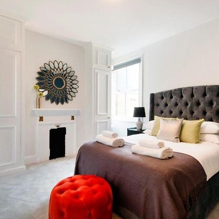 Modern Family Home In London Close To Amenities And Train Exterior foto